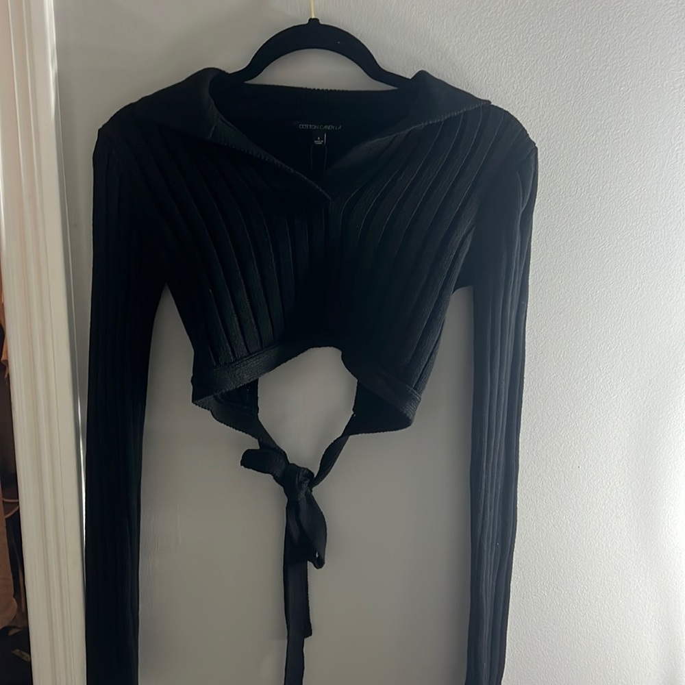 grey bandit black top, never worn